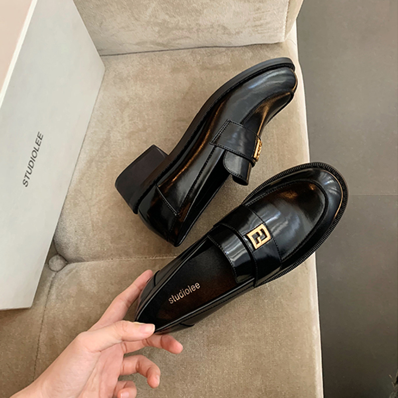 Retro Chunky Heel Loafers for Women with Golden Square Buckle, 2025 Autumn Winter Slip-On Leather Shoes