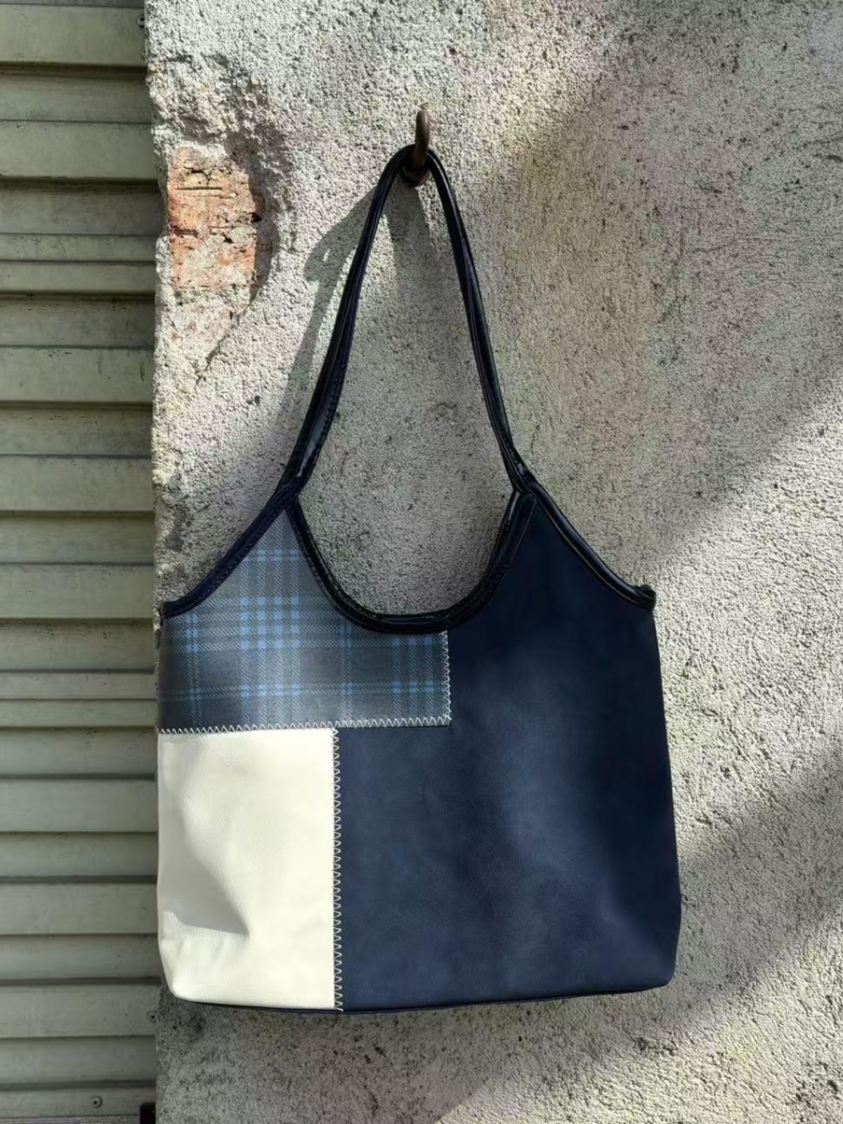 Retro College Style Color-Block Tote Bag - Large Capacity Versatile Underarm Shoulder Bag for Students and Commuters