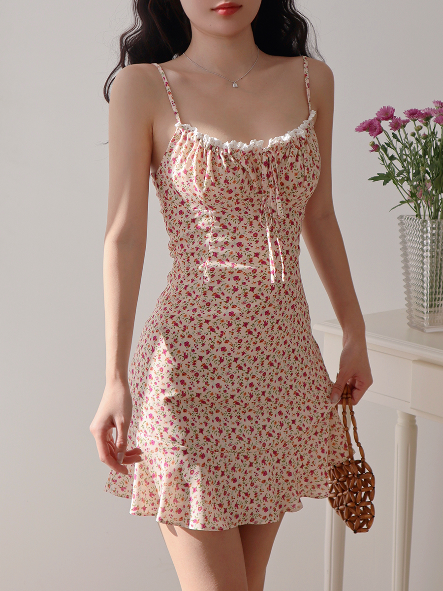 Retro Floral Cami Dress for Women - V-Neck, Tie Waist, Slimming Mini Dress for Vacation and Summer Style Retro Floral Cami Dress for Women - V-Neck, Tie Waist, Slimming Mini Dress for Vacation and Summer Style