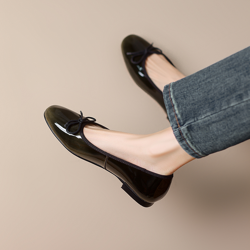 Retro French Bow Gradient Color Flat Shoes for Women - Stylish Shallow Mouth Leather Loafers Retro French Bow Gradient Color Flat Shoes for Women - Stylish Shallow Mouth Leather Loafers