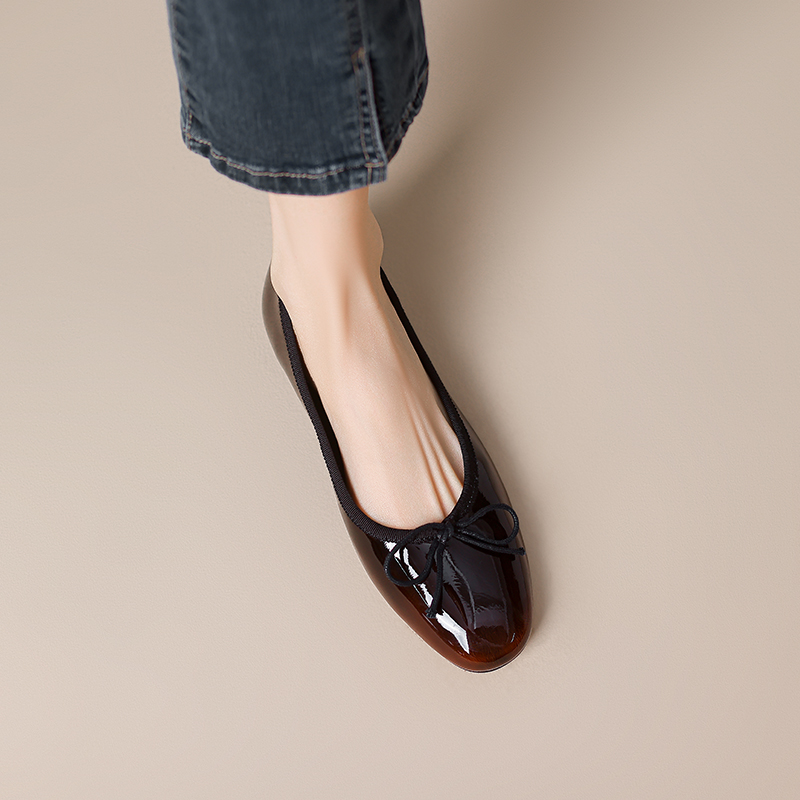 Retro French Bow Gradient Color Flat Shoes for Women - Stylish Shallow Mouth Leather Loafers Retro French Bow Gradient Color Flat Shoes for Women - Stylish Shallow Mouth Leather Loafers