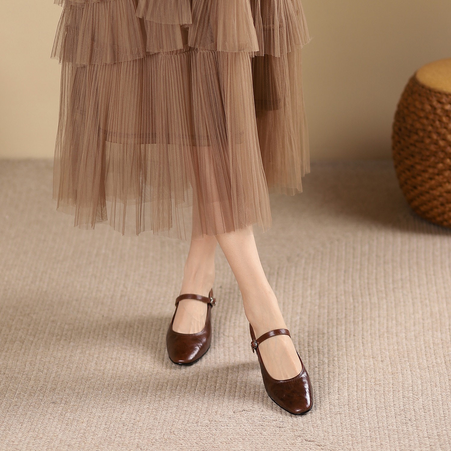 Retro French Chunky Mid-Heel Mary Jane Women's Shoes in Genuine Leather – 2025 Summer Soft Leather Flats Retro French Chunky Mid-Heel Mary Jane Women's Shoes in Genuine Leather – 2025 Summer Soft Leather Flats