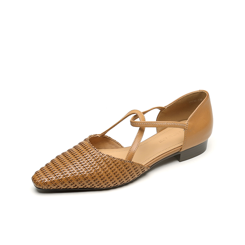 Retro French Woven Small Square Toe Cross Strap Hollow Flat Sandals for Women - Stylish Summer Footwear Retro French Woven Small Square Toe Cross Strap Hollow Flat Sandals for Women - Stylish Summer Footwear