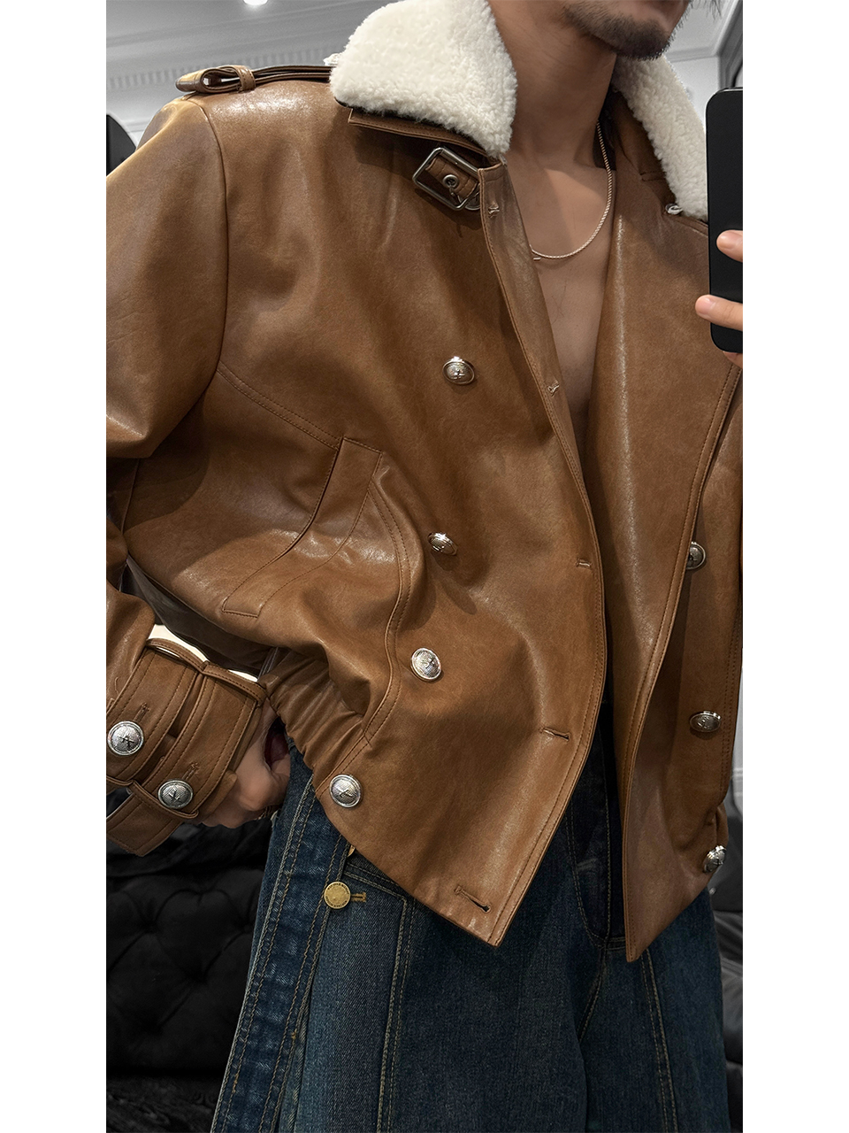 Retro High-Quality Leather Coat with Fur Collar, Versatile Button Closure Jacket for Autumn Winter Fashion Retro High-Quality Leather Coat with Fur Collar, Versatile Button Closure Jacket for Autumn Winter Fashion