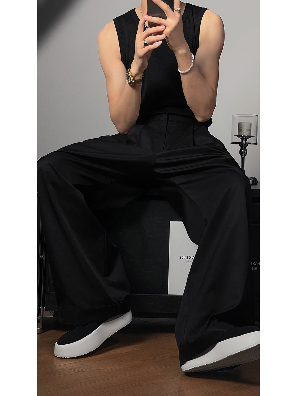 Retro High Street Loose Casual Wide-Leg Pleated Pants for Spring - Stylish Dragon Print Layered Design