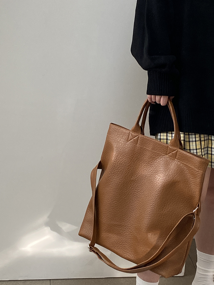 Retro Korean Style Large Capacity Tote Bag - Women's Shoulder Crossbody Bag for 2025 Niche Design Retro Korean Style Large Capacity Tote Bag - Women's Shoulder Crossbody Bag for 2025 Niche Design