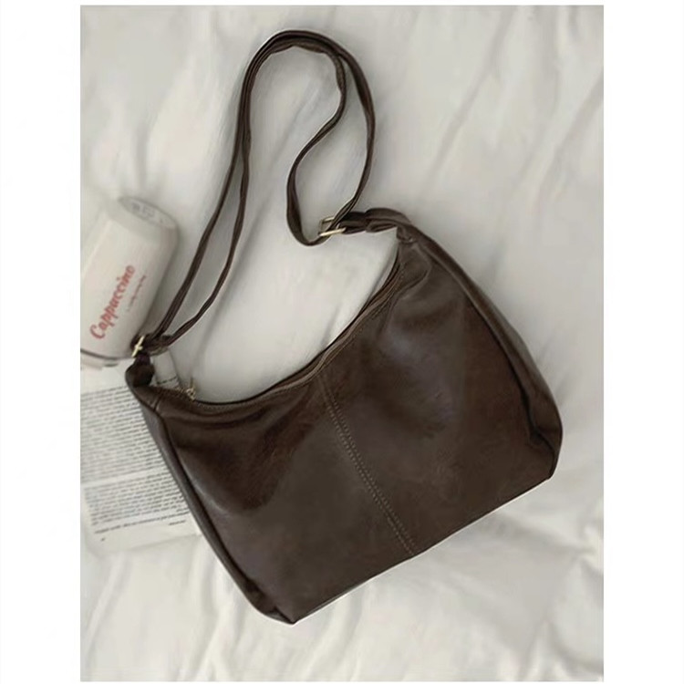 Retro Large Capacity Shoulder Crossbody Bag for Women - Trendy Korean Style Casual Soft Commuter Bag 2025