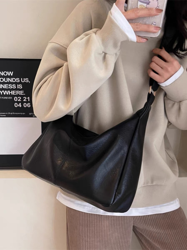 Retro Large Capacity Shoulder Crossbody Bag for Women - Trendy Korean Style Casual Soft Commuter Bag 2025 Retro Large Capacity Shoulder Crossbody Bag for Women - Trendy Korean Style Casual Soft Commuter Bag 2025