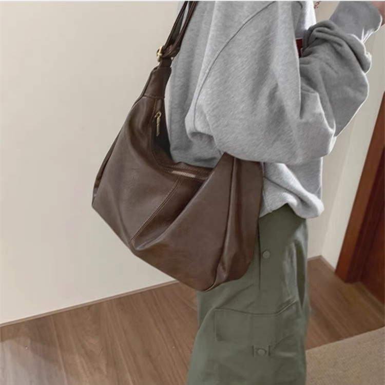 Retro Large Capacity Shoulder Crossbody Bag for Women - Trendy Korean Style Casual Soft Commuter Bag 2025 Retro Large Capacity Shoulder Crossbody Bag for Women - Trendy Korean Style Casual Soft Commuter Bag 2025