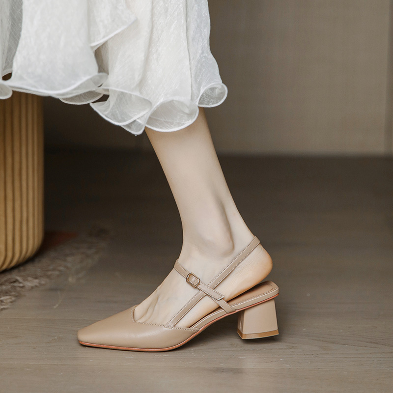 Retro Mary Jane Backless Chunky Heel Square Toe Sandals - Women's Mid-Heel Closed-Toe Summer Shoes in Nude