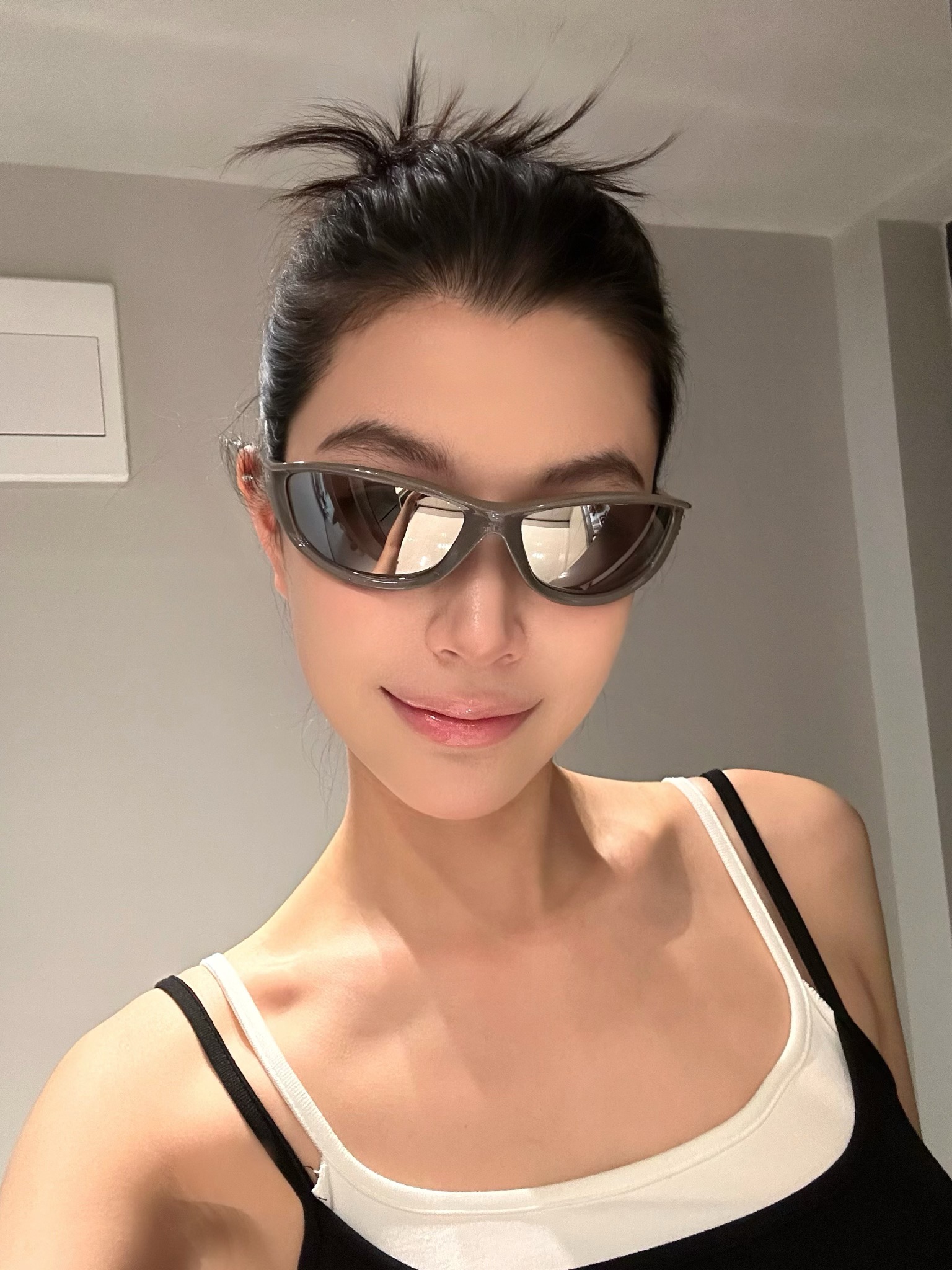 Retro Mercury Color Cycling Sunglasses for Mountaineering - UV Protection, High-End Sports Eyewear, European & American Style Retro Mercury Color Cycling Sunglasses for Mountaineering - UV Protection, High-End Sports Eyewear, European & American Style