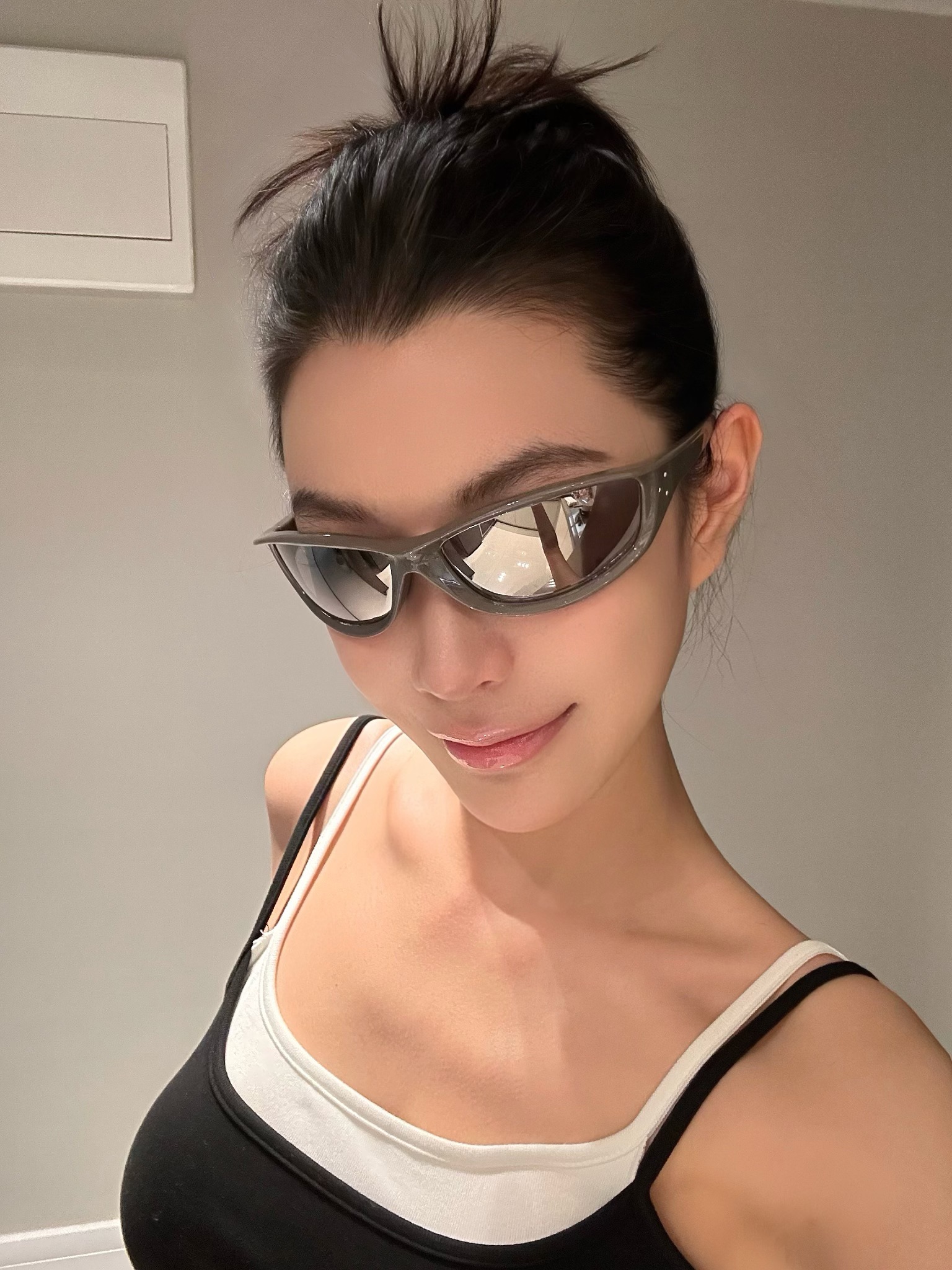 Retro Mercury Color Cycling Sunglasses for Mountaineering - UV Protection, High-End Sports Eyewear, European & American Style Retro Mercury Color Cycling Sunglasses for Mountaineering - UV Protection, High-End Sports Eyewear, European & American Style