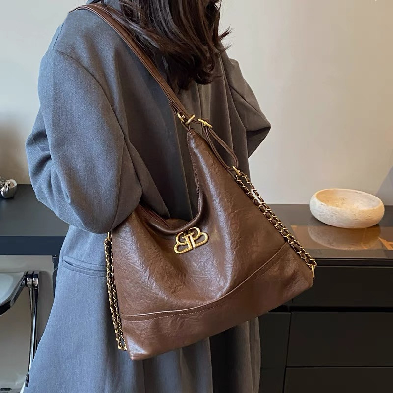 Retro Minimalist Large Capacity Casual Backpack Shoulder Tote Bag - Trendy 2025 Fashion for Everyday Use Retro Minimalist Large Capacity Casual Backpack Shoulder Tote Bag - Trendy 2025 Fashion for Everyday Use