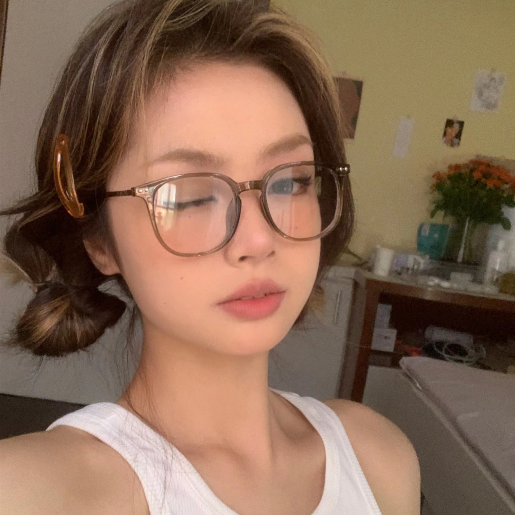 Retro Olive Green Square Glasses for Round Faces - Flat Lens Women's Eyewear, Y2K Style