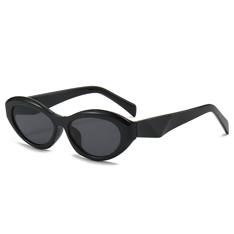 Retro Oval Cat-Eye Sunglasses for Round Faces - Small Frame UV Protection Fashion Accessories