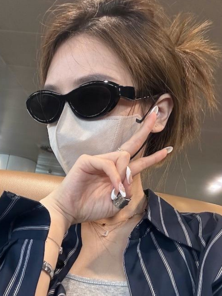 Retro Oval Cat-Eye Sunglasses for Round Faces - Small Frame UV Protection Fashion Accessories Retro Oval Cat-Eye Sunglasses for Round Faces - Small Frame UV Protection Fashion Accessories