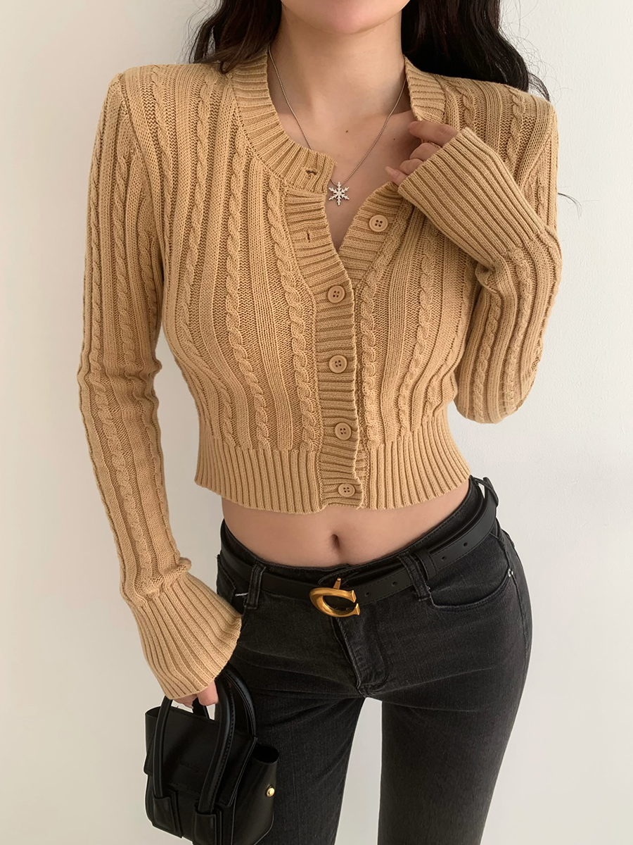 Retro Round Neck Cable Knit Cardigan for Women - Slim Fit Short Buttoned Sweater, Long Sleeve European and American Style Retro Round Neck Cable Knit Cardigan for Women - Slim Fit Short Buttoned Sweater, Long Sleeve European and American Style