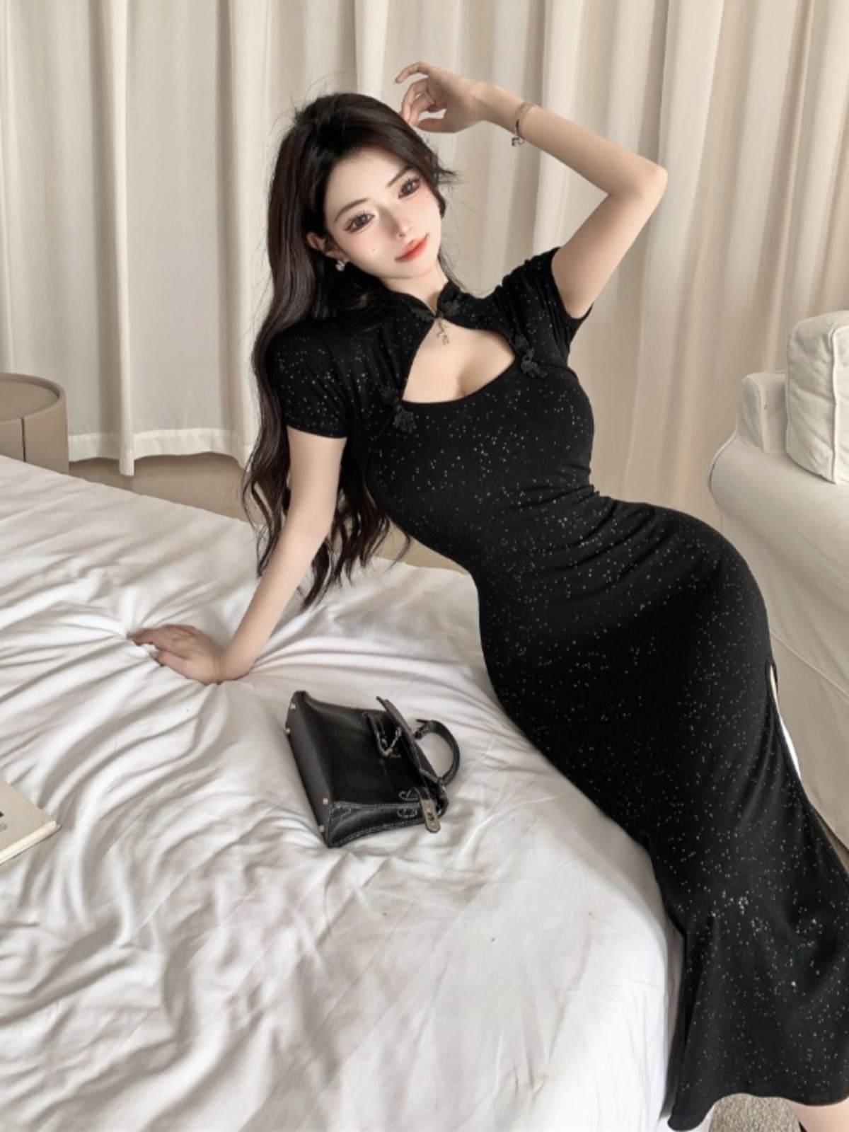 Retro Sexy Black Cheongsam Dress - Slim Fit Bodycon with Short Sleeves and Long Skirt for Summer Elegance