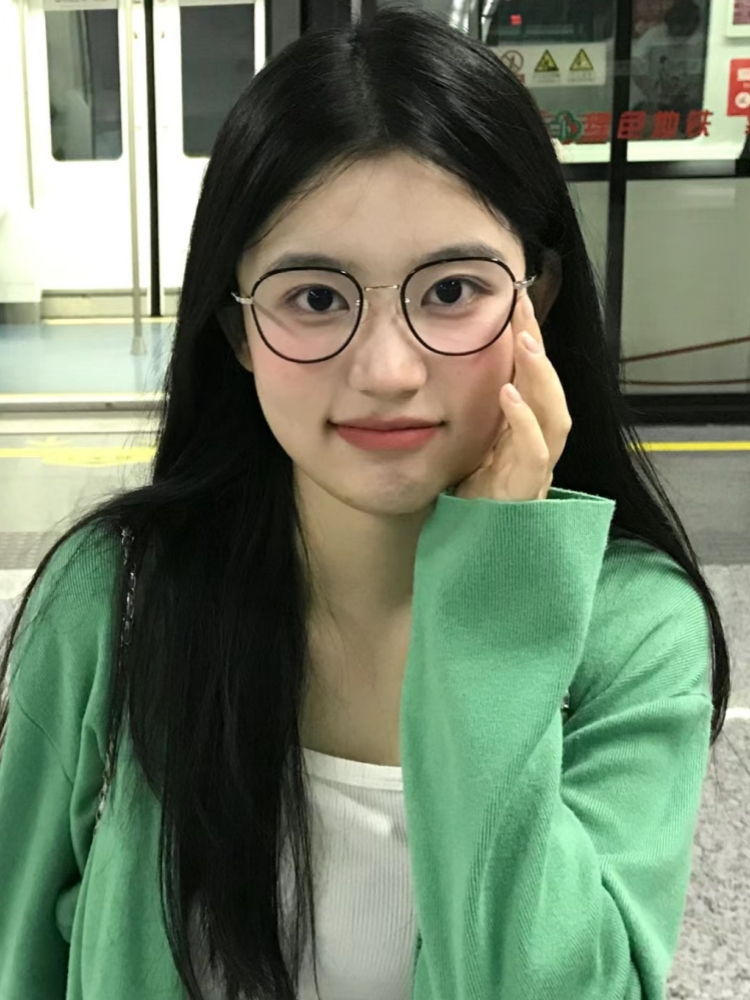 Retro Small Frame Round Glasses for Women - Ultra-Light Prescription Ready Eyewear for a Vintage Natural Look Retro Small Frame Round Glasses for Women - Ultra-Light Prescription Ready Eyewear for a Vintage Natural Look