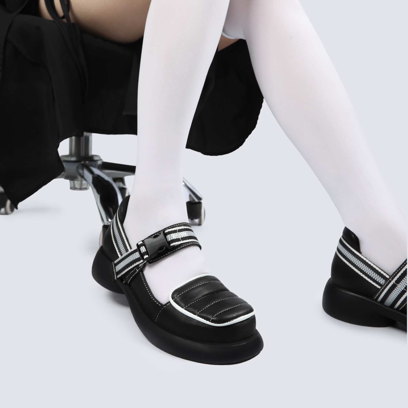 Retro Small Leather Mary Jane Shoes for Women - Thick-Soled Sports Footwear - 2025 Summer Fashion