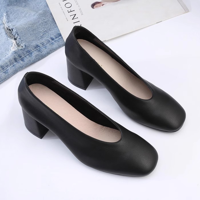Retro Soft Leather High Heels for Women - 2025 Spring Square Toe Chunky Heels, Elegant Grandma Style, Comfortable Evening Shoes Retro Soft Leather High Heels for Women - 2025 Spring Square Toe Chunky Heels, Elegant Grandma Style, Comfortable Evening Shoes