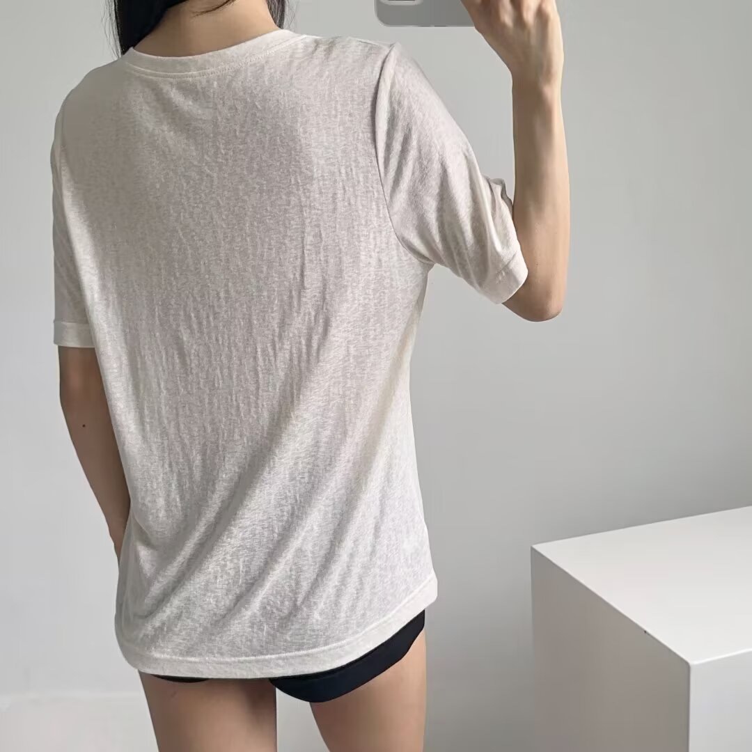 Retro Style Women's White V-Neck T-Shirt - Short Sleeve Slim Fit for Summer, Jazz Street Dance Fashion Retro Style Women's White V-Neck T-Shirt - Short Sleeve Slim Fit for Summer, Jazz Street Dance Fashion