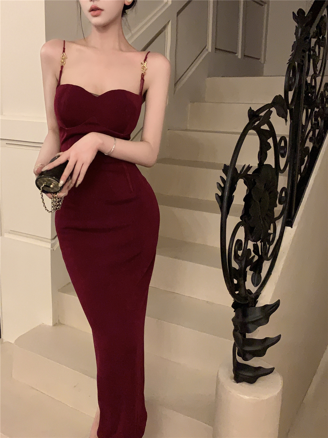 Retro Wine Red Spaghetti Strap Dress for Women, Hepburn Style Cocktail Dress, Light Luxury Engagement Dress Retro Wine Red Spaghetti Strap Dress for Women, Hepburn Style Cocktail Dress, Light Luxury Engagement Dress