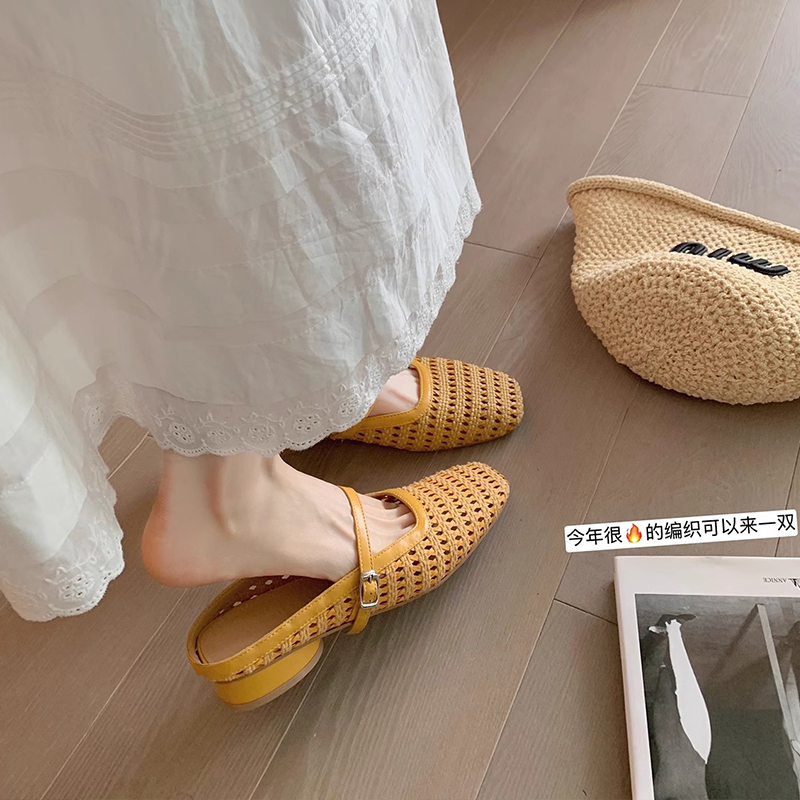 Retro Woven Hollow Square-Toe One-Strap Chunky-Heeled Mules for Women - Stylish Closed-Toe Summer Beach Sandals Retro Woven Hollow Square-Toe One-Strap Chunky-Heeled Mules for Women - Stylish Closed-Toe Summer Beach Sandals