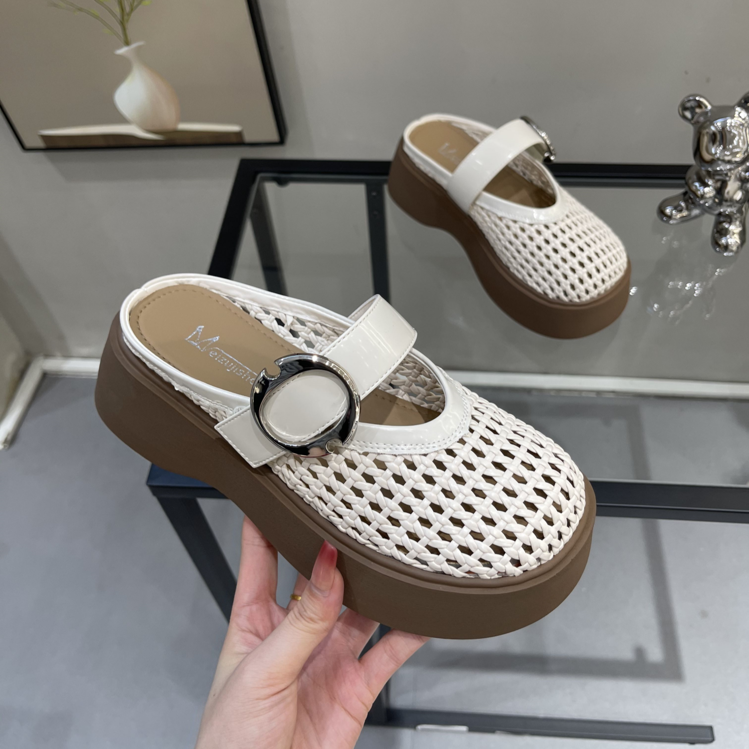 Retro Woven Open-Toe Half Slippers for Women - Breathable Hollow Beach Sandals, Roman Style Flip-Flops for Summer Outdoor Wear