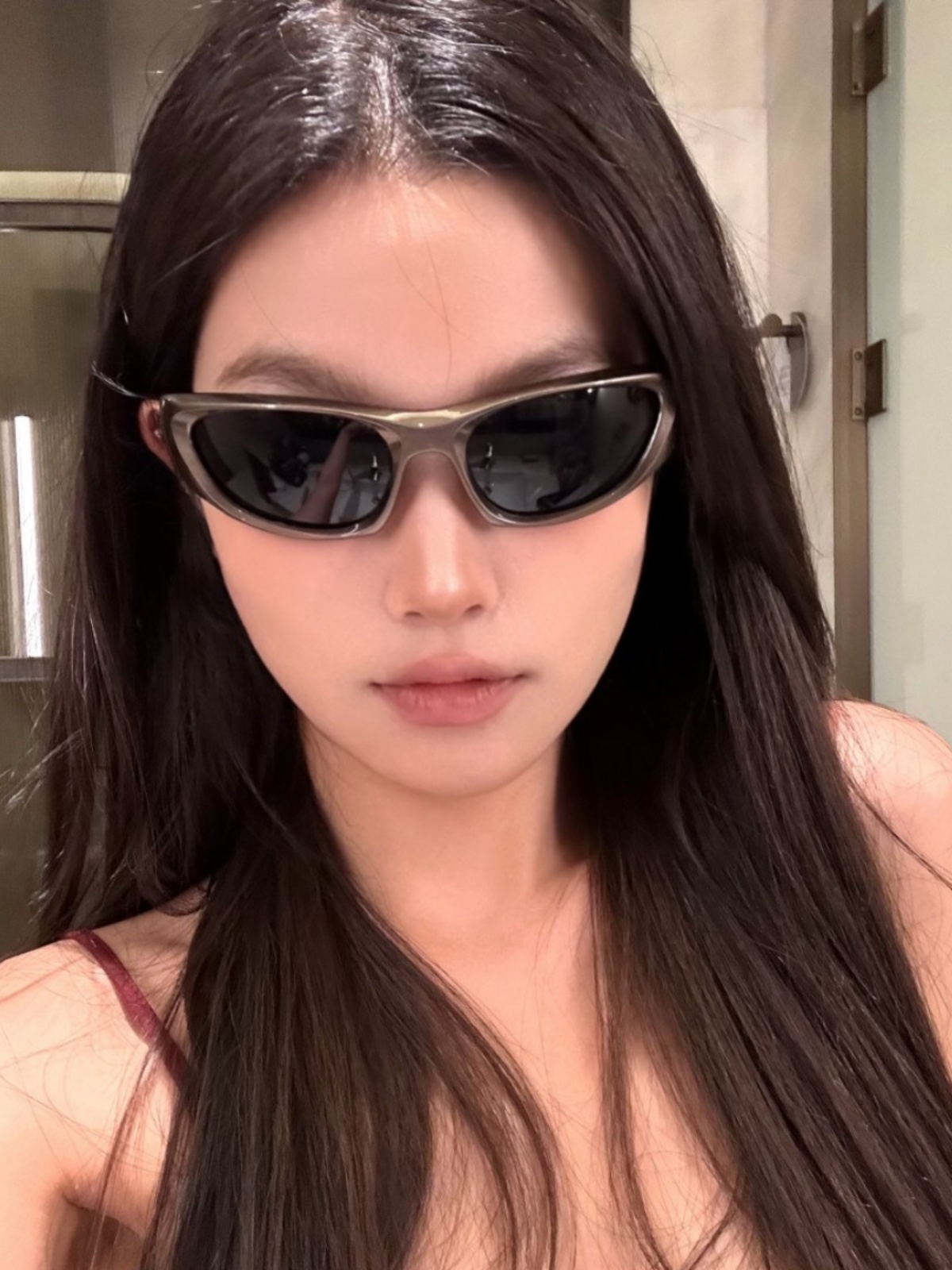 Retro Y2K Women's Outdoor Hiking Cycling Sunglasses - UV Protection and Windproof Stylish Design Retro Y2K Women's Outdoor Hiking Cycling Sunglasses - UV Protection and Windproof Stylish Design