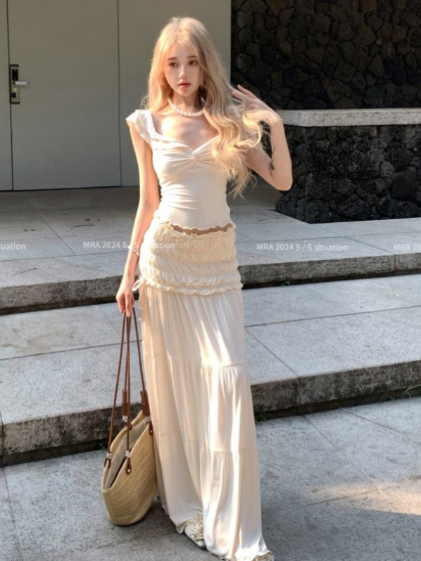 Seaside Vacation Cross-Shoulder Off-the-Shoulder Ruffled Top and Pleated Skirt Set - Sexy 90s Inspired Summer Outfit Seaside Vacation Cross-Shoulder Off-the-Shoulder Ruffled Top and Pleated Skirt Set - Sexy 90s Inspired Summer Outfit