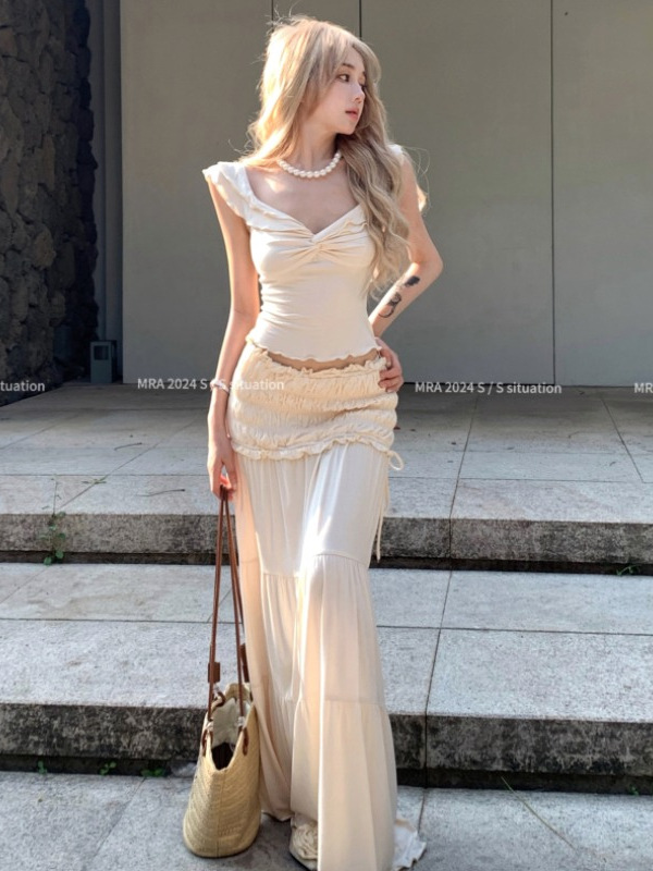 Seaside Vacation Cross-Shoulder Off-the-Shoulder Ruffled Top and Pleated Skirt Set - Sexy 90s Inspired Summer Outfit Seaside Vacation Cross-Shoulder Off-the-Shoulder Ruffled Top and Pleated Skirt Set - Sexy 90s Inspired Summer Outfit