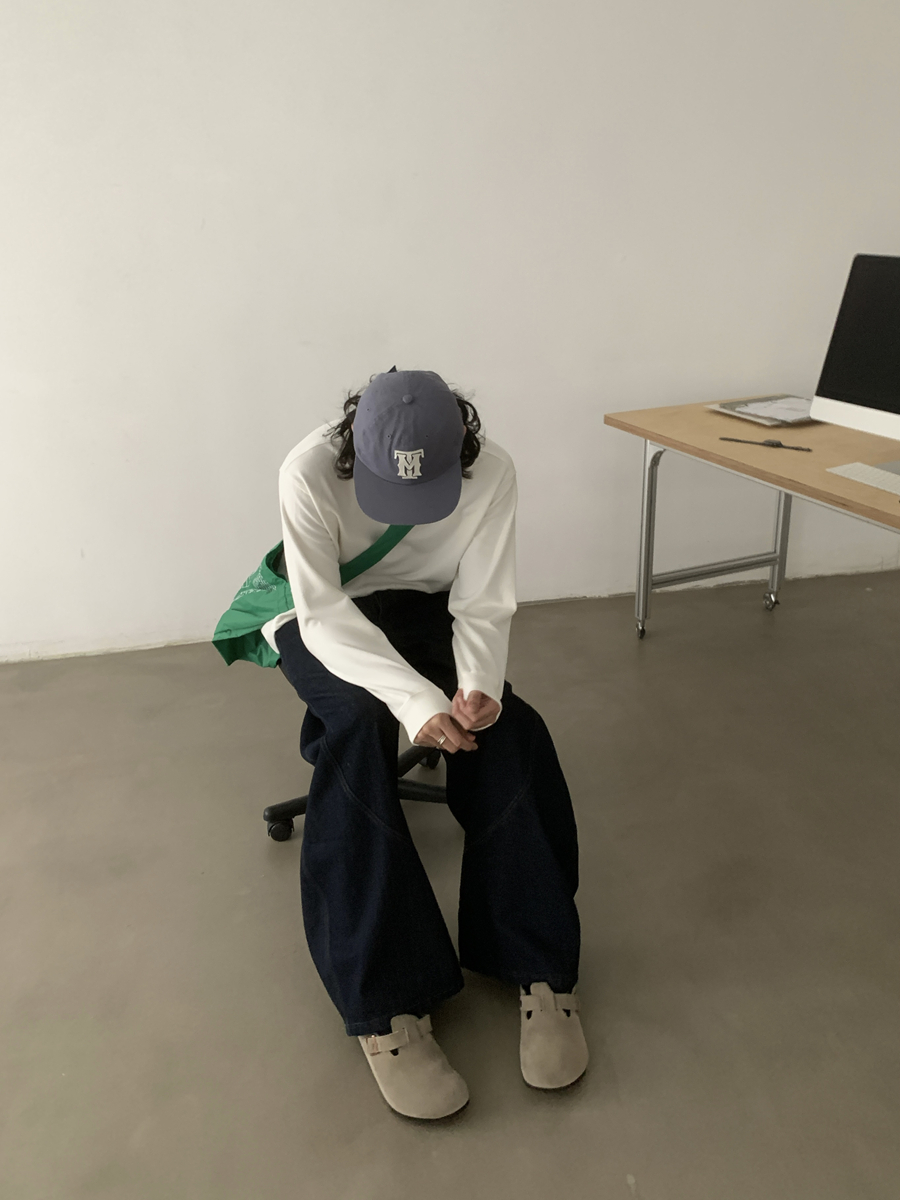 Self-Heating Velvet Half-High Neck Fitted Long Sleeve T-Shirt for Men and Women, Trendy Loose Warm Base Layer Top Self-Heating Velvet Half-High Neck Fitted Long Sleeve T-Shirt for Men and Women, Trendy Loose Warm Base Layer Top