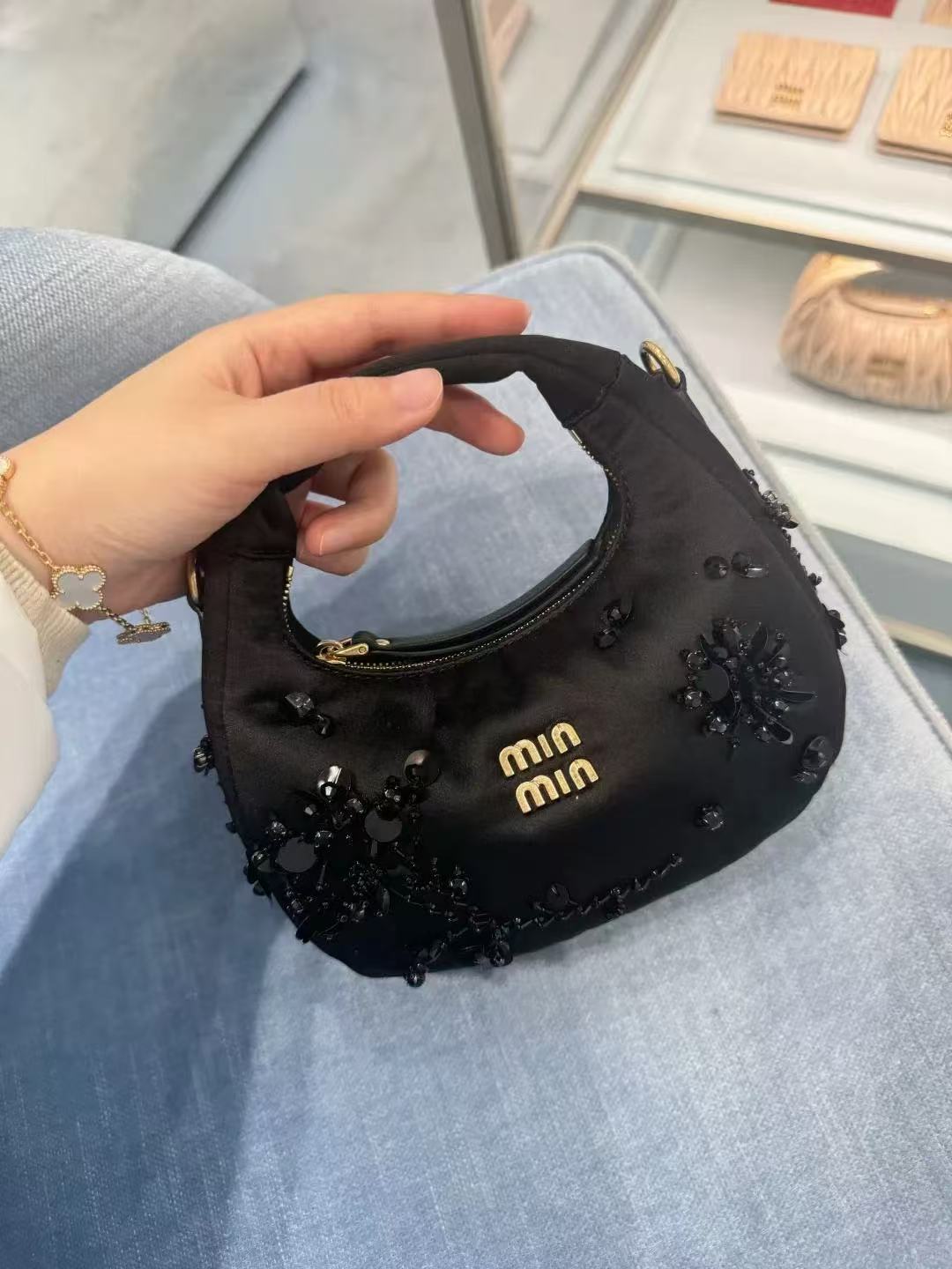 Sequin Flower Mini Handbag with Letter Embroidery - Dark Exquisite Crossbody Chain Bag for Women - Trendy 2025 Fashion Accessory