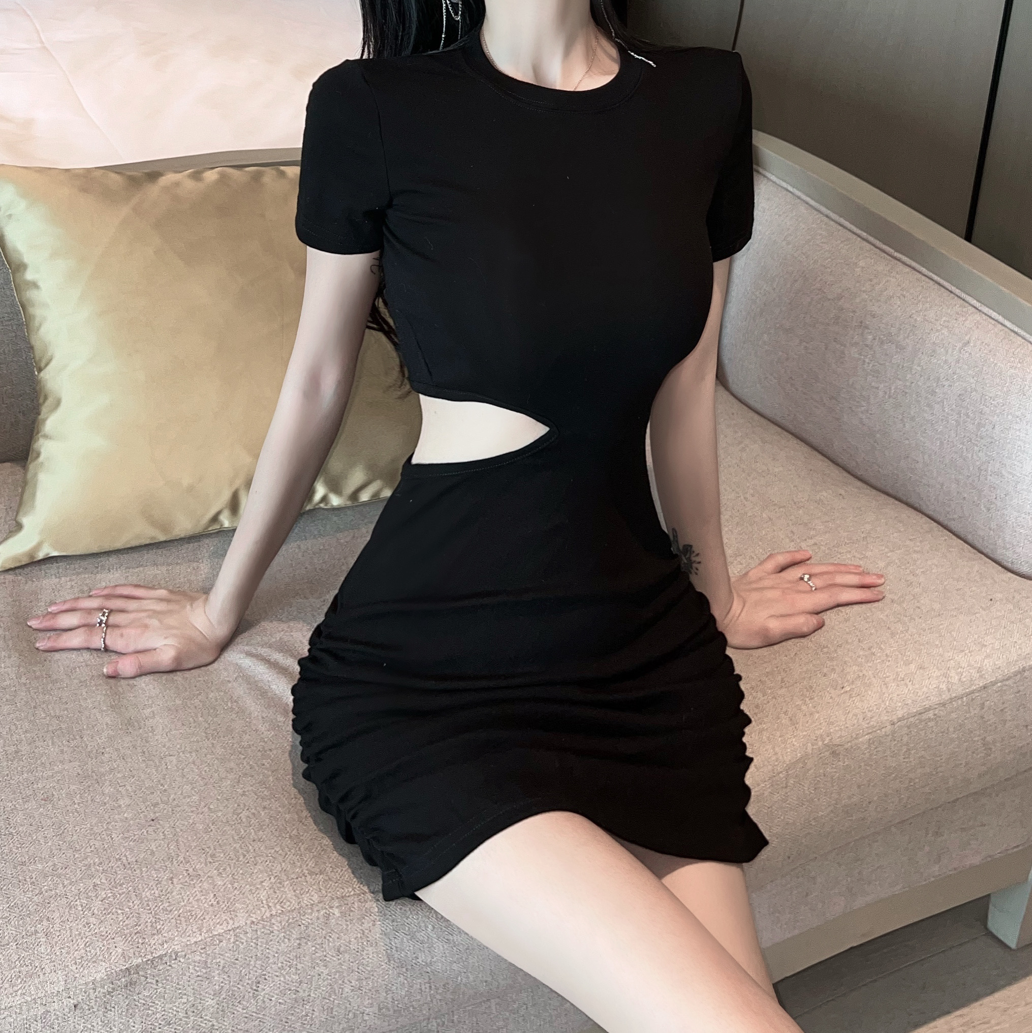 Sexy Bodycon T-Shirt Dress for Nightclub - Short Sleeve, Slim Fit, Summer Cotton, Flattering Skirt, Perfect for Hot Girls Sexy Bodycon T-Shirt Dress for Nightclub - Short Sleeve, Slim Fit, Summer Cotton, Flattering Skirt, Perfect for Hot Girls