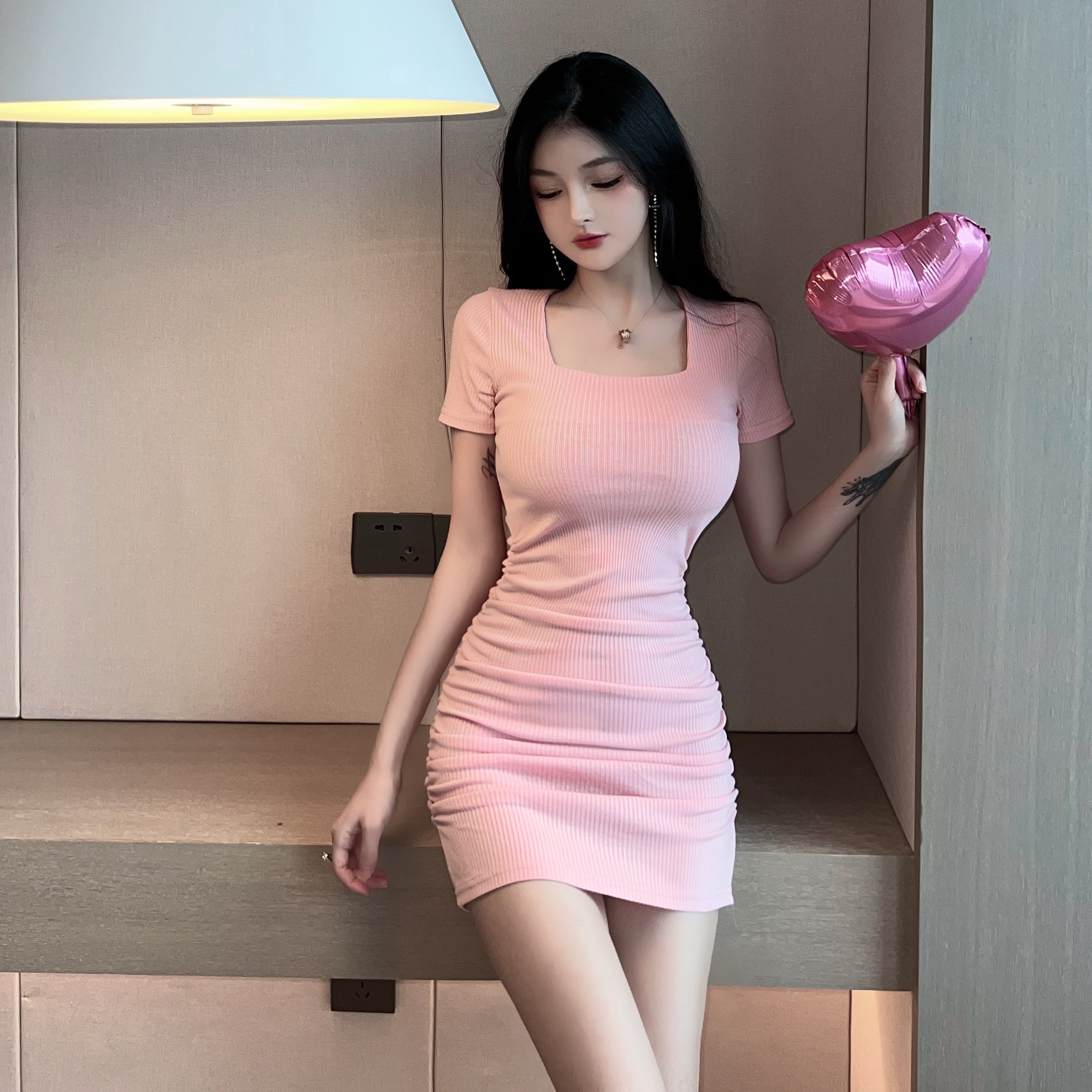 Sexy Chest-Revealing Dress for Women - Square Neck, Short Sleeves, Slim Fit Bodycon Skirt - Nightclub Summer Style Sexy Chest-Revealing Dress for Women - Square Neck, Short Sleeves, Slim Fit Bodycon Skirt - Nightclub Summer Style