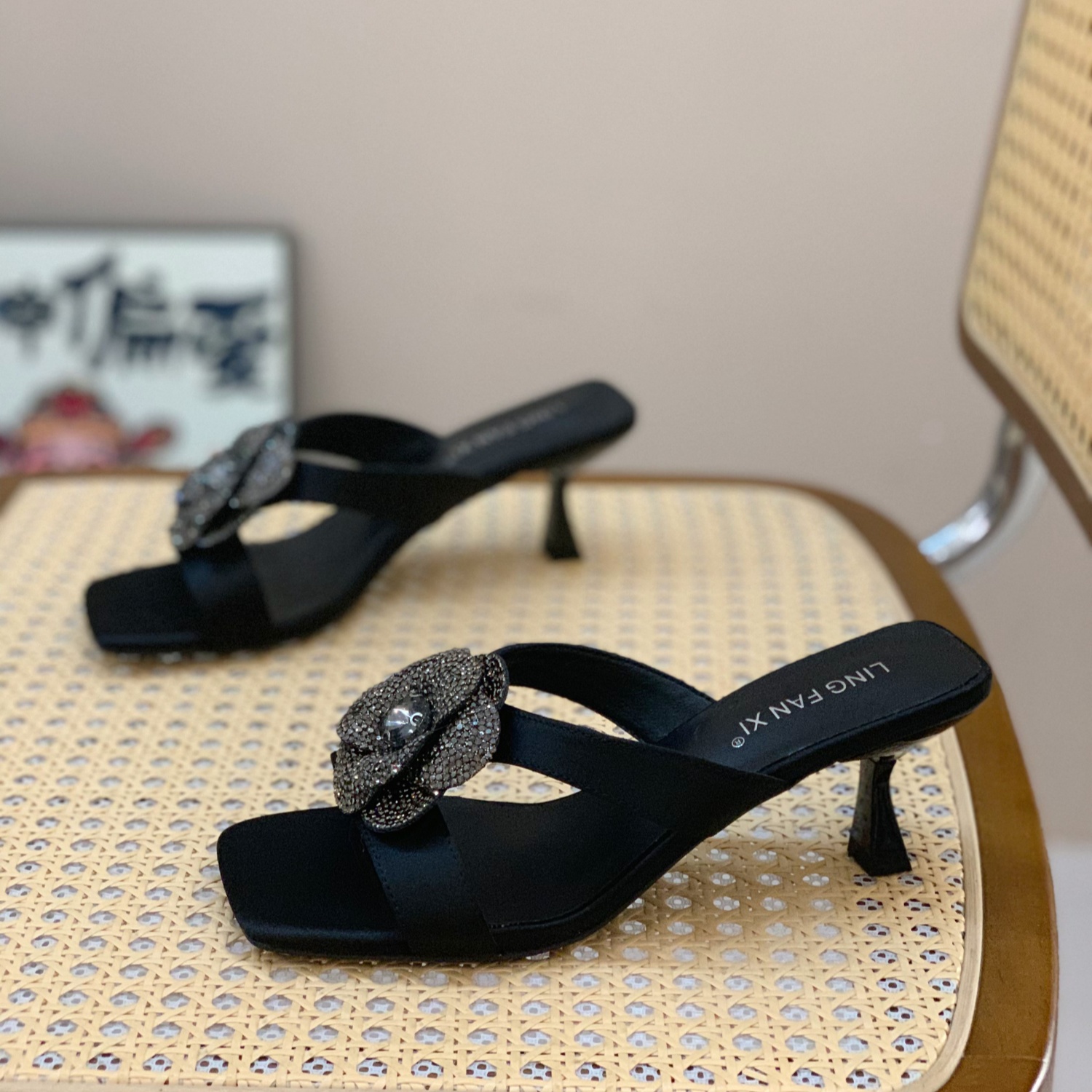 Sexy Floral Rhinestone Slide Sandals for Women - Comfortable Open-Toe Thin-Heeled Square-Toe Summer Footwear 2025