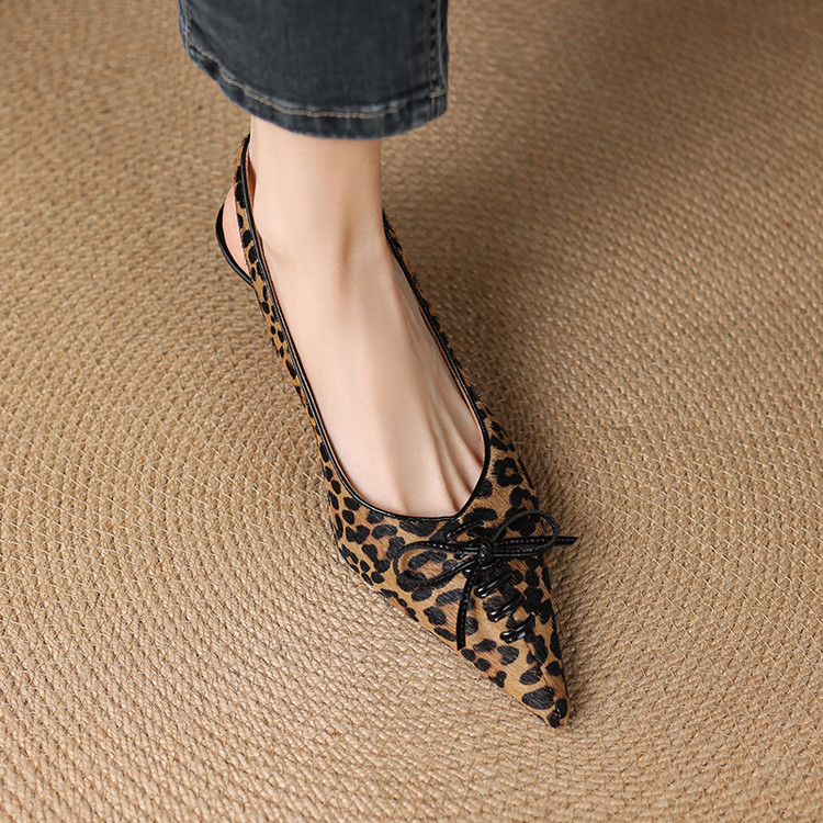 Sexy Pointed Leopard Print Kitten Heel Sandals for Women â€“ Versatile Shallow Mouth One-Strap Design for Spring/Summer 2025