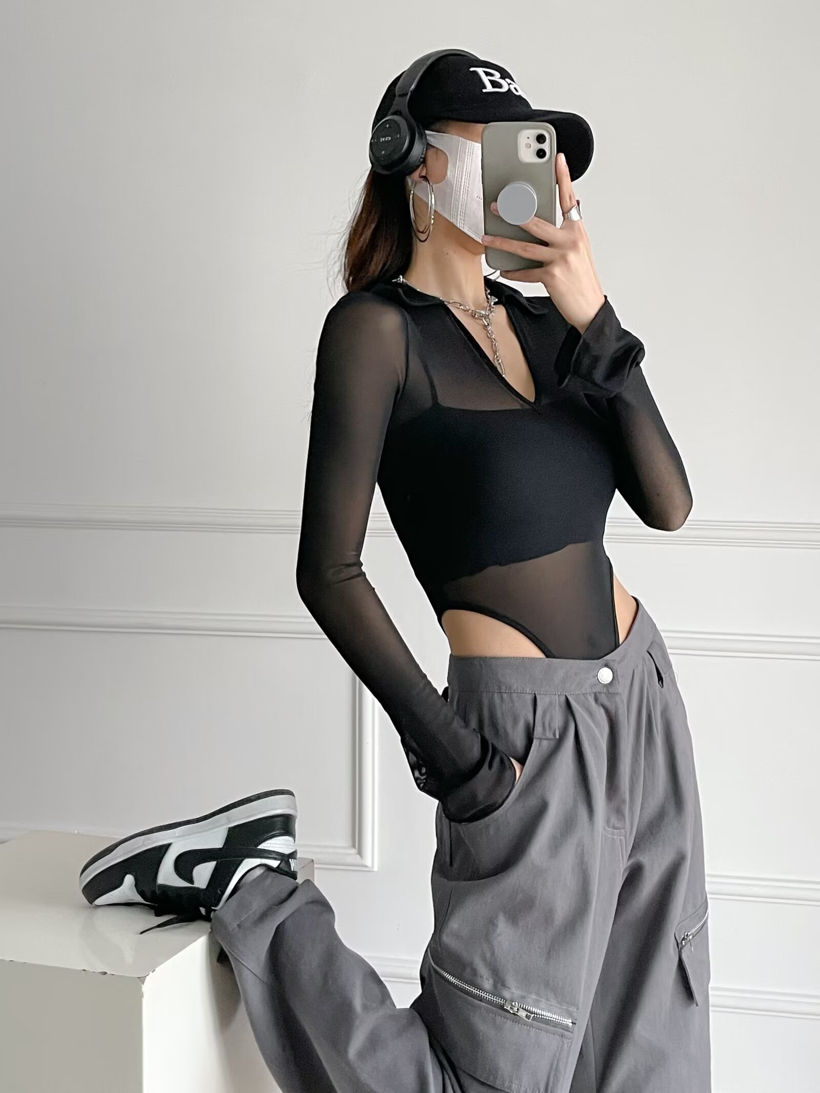 Sheer Mesh Long Sleeve T-Shirt for Women, Slim Fit Jazz Dance Bodysuit, Waist-Cinching European American Style, Figure-Enhancing Fashion Top Sheer Mesh Long Sleeve T-Shirt for Women, Slim Fit Jazz Dance Bodysuit, Waist-Cinching European American Style, Figure-Enhancing Fashion Top
