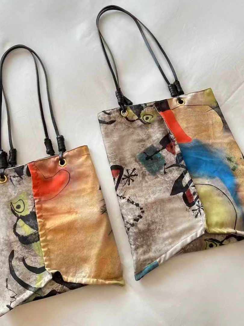 Silk Printed Art Shoulder Tote Bag - High-End Artistic Design for Women - Vacation Essential - Trendy Fashion Accessory