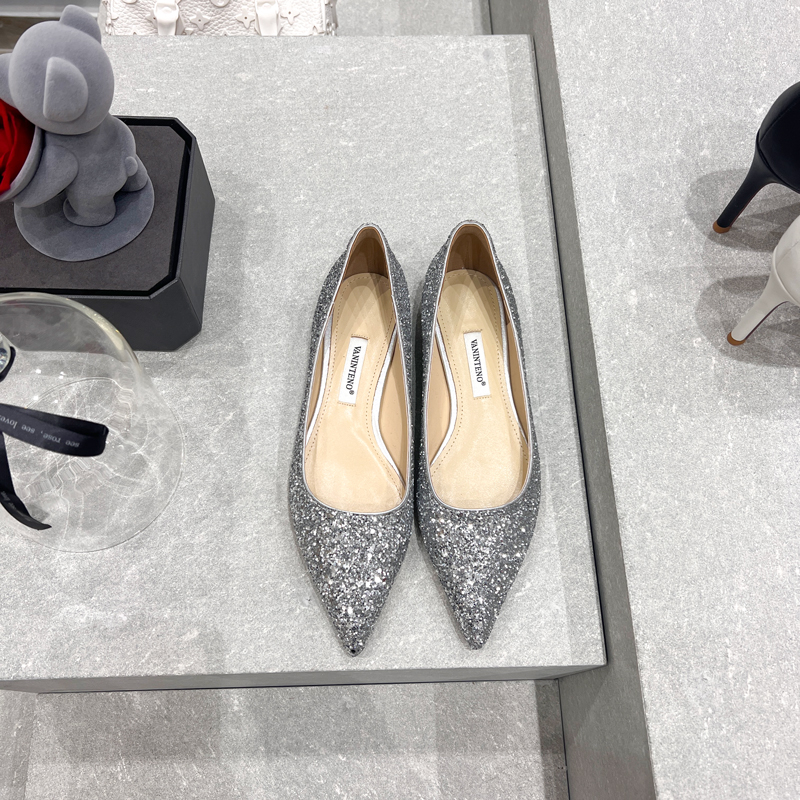 Silver Sequined French Pointed Flat Shoes for Girls - Versatile Shallow Mouth Party Footwear