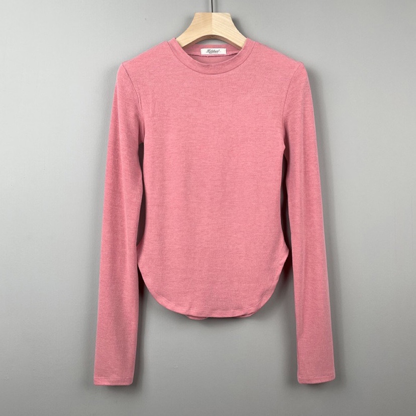 Skin-Friendly Slim-Fit Women's Long-Sleeve T-Shirt with Curved Hem - Korean Style Body-Shaping Top for Effortless Chic Skin-Friendly Slim-Fit Women's Long-Sleeve T-Shirt with Curved Hem - Korean Style Body-Shaping Top for Effortless Chic