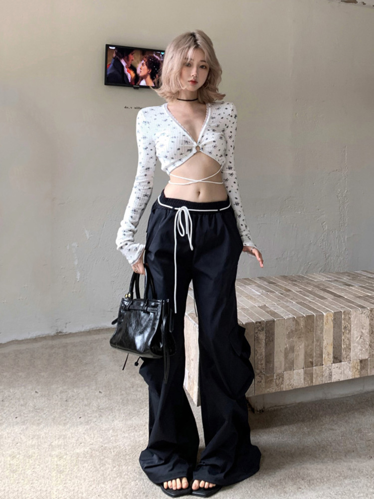 Slim Fit K-Pop Jazz Dance Long Sleeve Top for Women - Niche Short T-Shirt for Girl Group Music Festival Outfit Slim Fit K-Pop Jazz Dance Long Sleeve Top for Women - Niche Short T-Shirt for Girl Group Music Festival Outfit