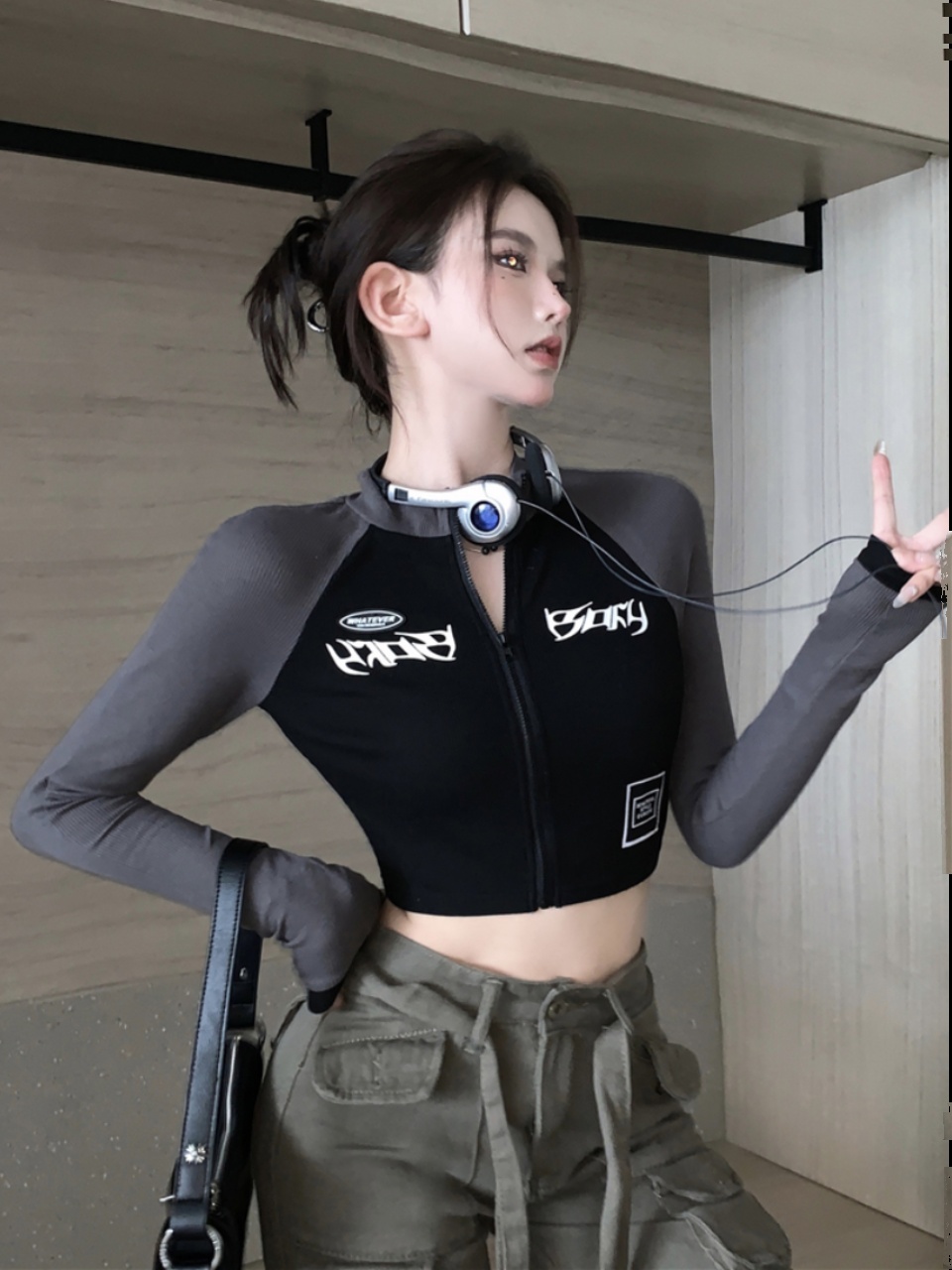 Slim Fit Long Sleeve T-Shirt for Women, European American Jazz Dance Workwear, Trendy Motorcycle Style Top Slim Fit Long Sleeve T-Shirt for Women, European American Jazz Dance Workwear, Trendy Motorcycle Style Top