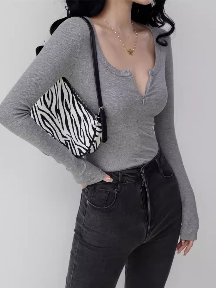 Slim-Fit Long Sleeve U-Neck Zipper T-Shirt for Women - Sexy Basic Top in European and American Style, Stretchy Fabric Slim-Fit Long Sleeve U-Neck Zipper T-Shirt for Women - Sexy Basic Top in European and American Style, Stretchy Fabric