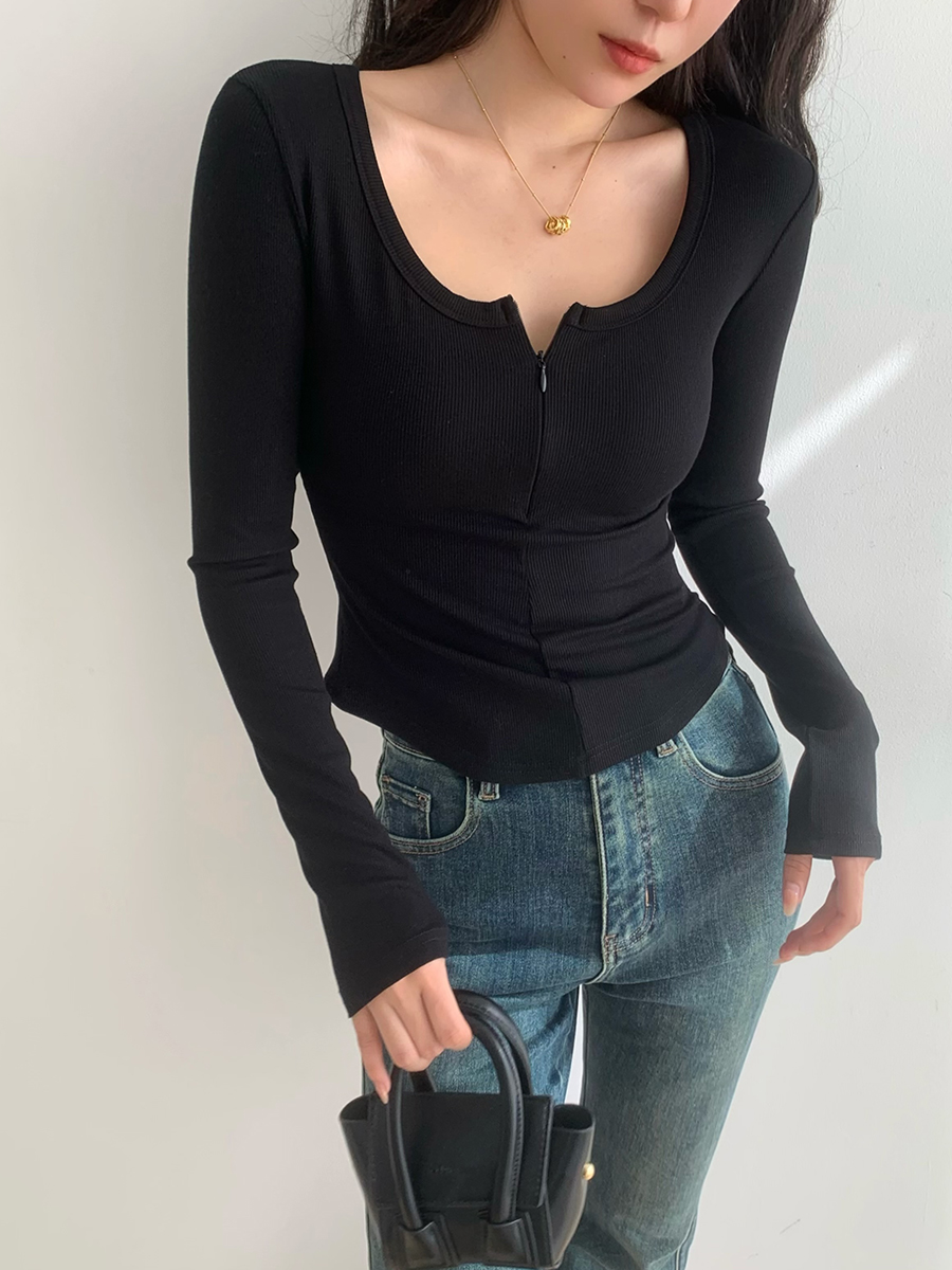 Slim-Fit Long Sleeve U-Neck Zipper T-Shirt for Women - Sexy Basic Top in European and American Style, Stretchy Fabric Slim-Fit Long Sleeve U-Neck Zipper T-Shirt for Women - Sexy Basic Top in European and American Style, Stretchy Fabric