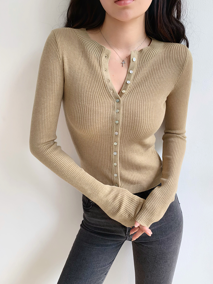 Slim Fit Ribbed Knit Top for Women - Retro Simple Single-Breasted Versatile Shirt, Y2K Fashion Style, Elastic Slimming Design Slim Fit Ribbed Knit Top for Women - Retro Simple Single-Breasted Versatile Shirt, Y2K Fashion Style, Elastic Slimming Design