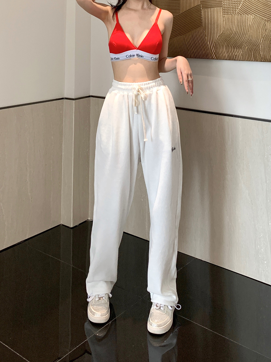 Solid Color Casual Sweatpants for Men and Women, Loose Fit Tapered Cuffs, Straight Leg, 90s Inspired, Comfortable Everyday Wear