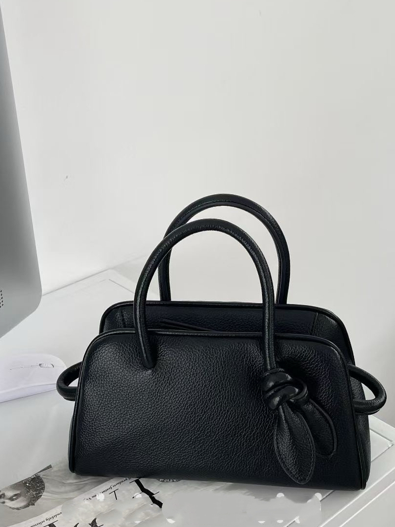 Solid Color Lychee Texture Boston Bowling Bag - High-End Versatile Commuter Handbag for Shoulder and Crossbody Use Solid Color Lychee Texture Boston Bowling Bag - High-End Versatile Commuter Handbag for Shoulder and Crossbody Use