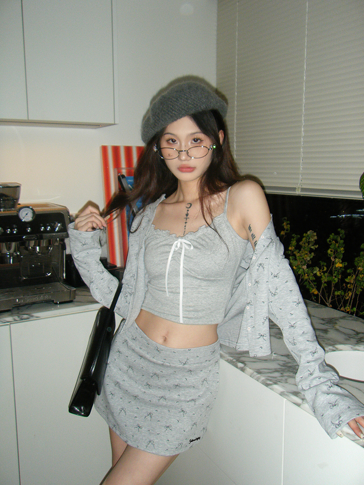 Spicy Girl Bow Tie Set Women's Casual Long Sleeve Cardigan and Slim Fit Bodycon Short Skirt for Autumn Fashion